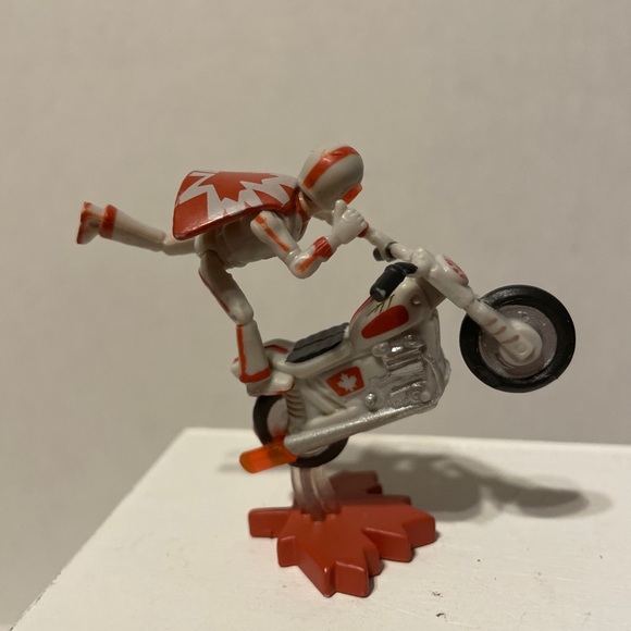 DISNEY PIXAR TOY STORY 4 DUKE CABOOM PLAY FIGURE 30 - Picture 3 of 7